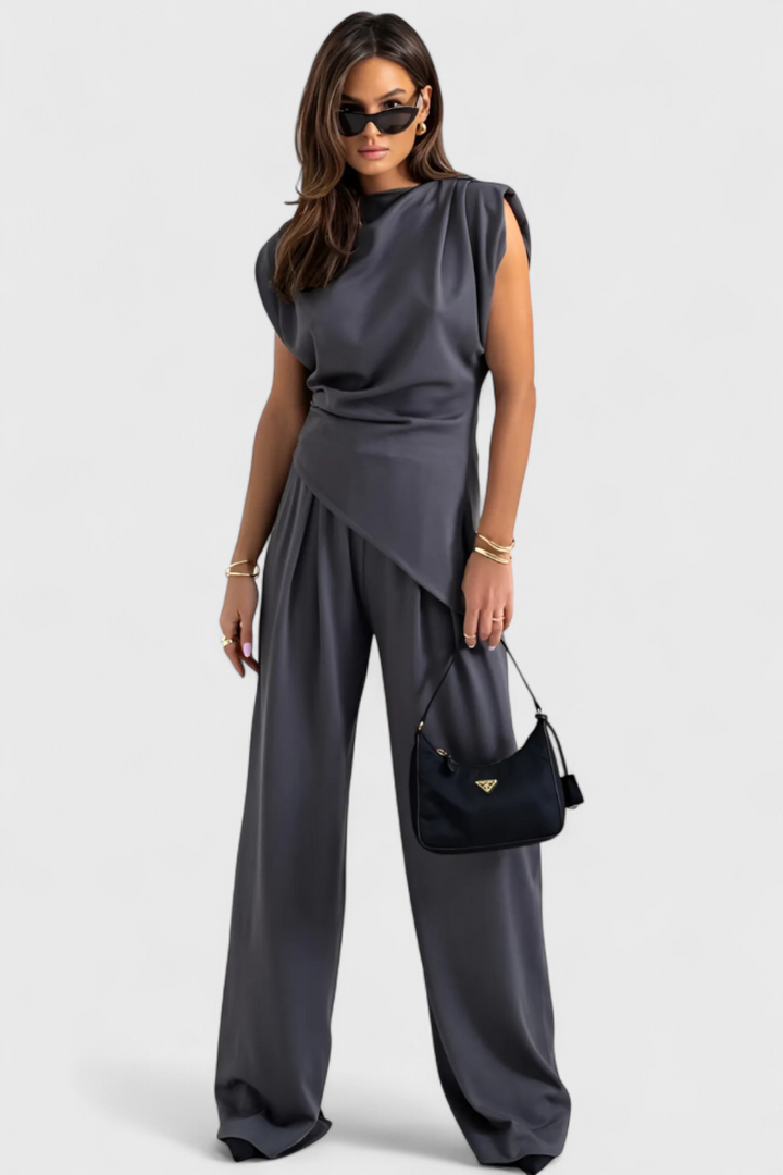 Ensemble asymétrique Sofia avec épaules drapées