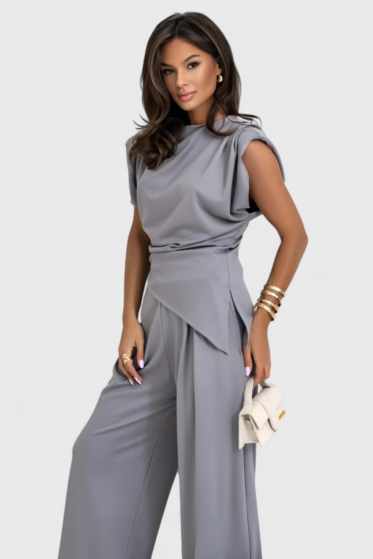 Ensemble asymétrique Sofia avec épaules drapées