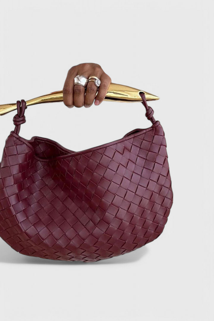 Sac Gerda tissé avec poignée dorée