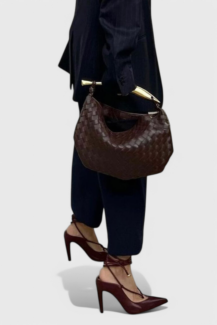 Sac Gerda tissé avec poignée dorée
