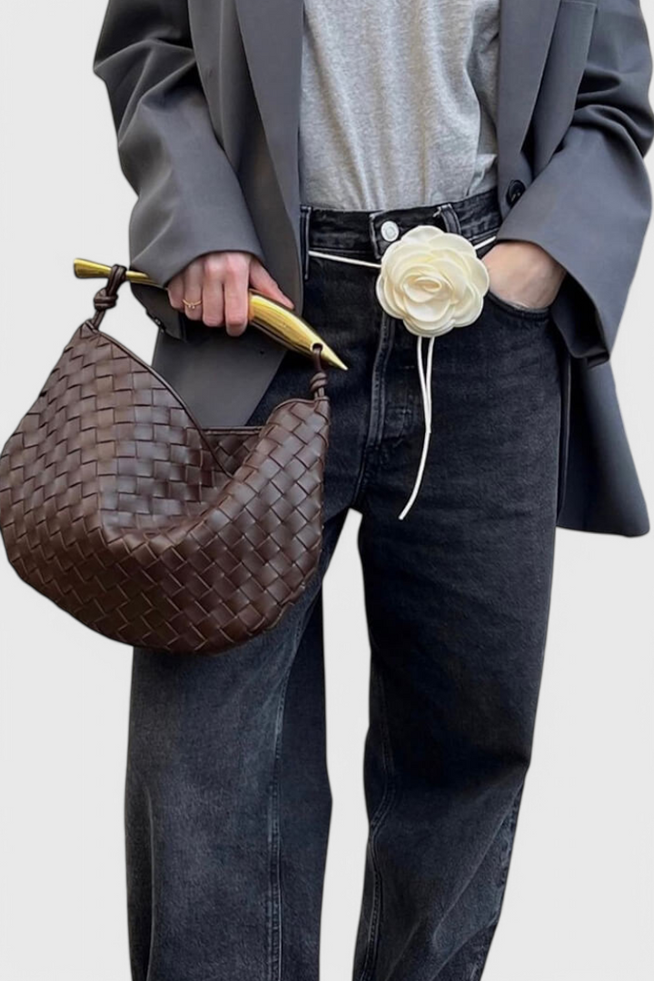 Sac Gerda tissé avec poignée dorée