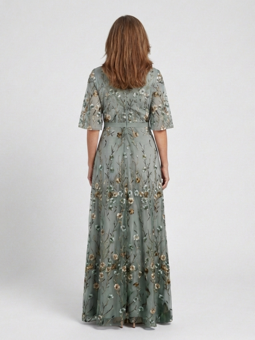 Melodi – Robe longue à fleurs, col en V