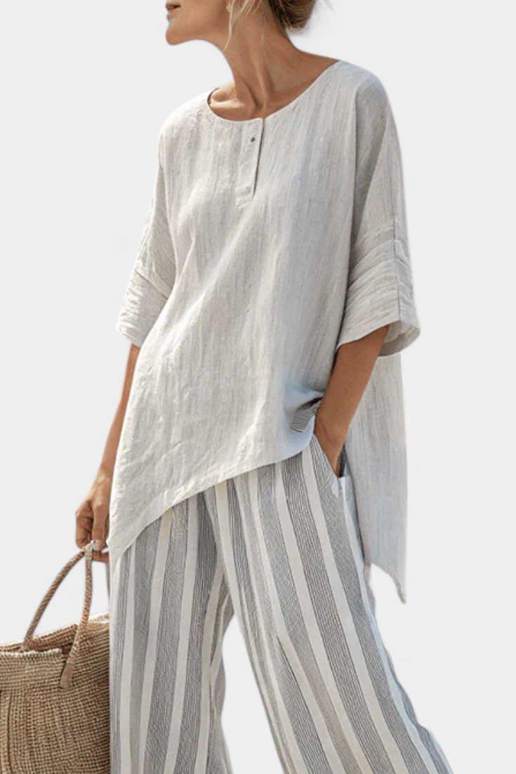 Sofia™ | Blouse asymétrique stylée et pantalon rayé