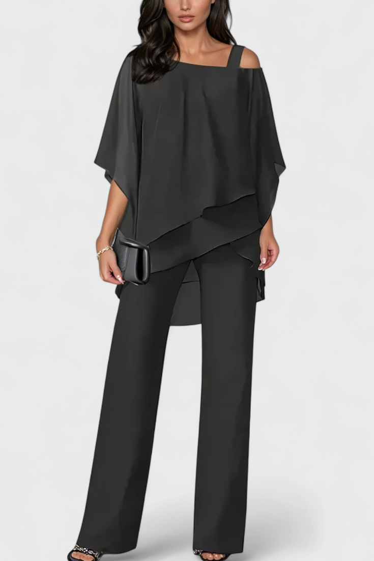 Ensemble deux pièces Kitty avec épaules nues et silhouette fluide