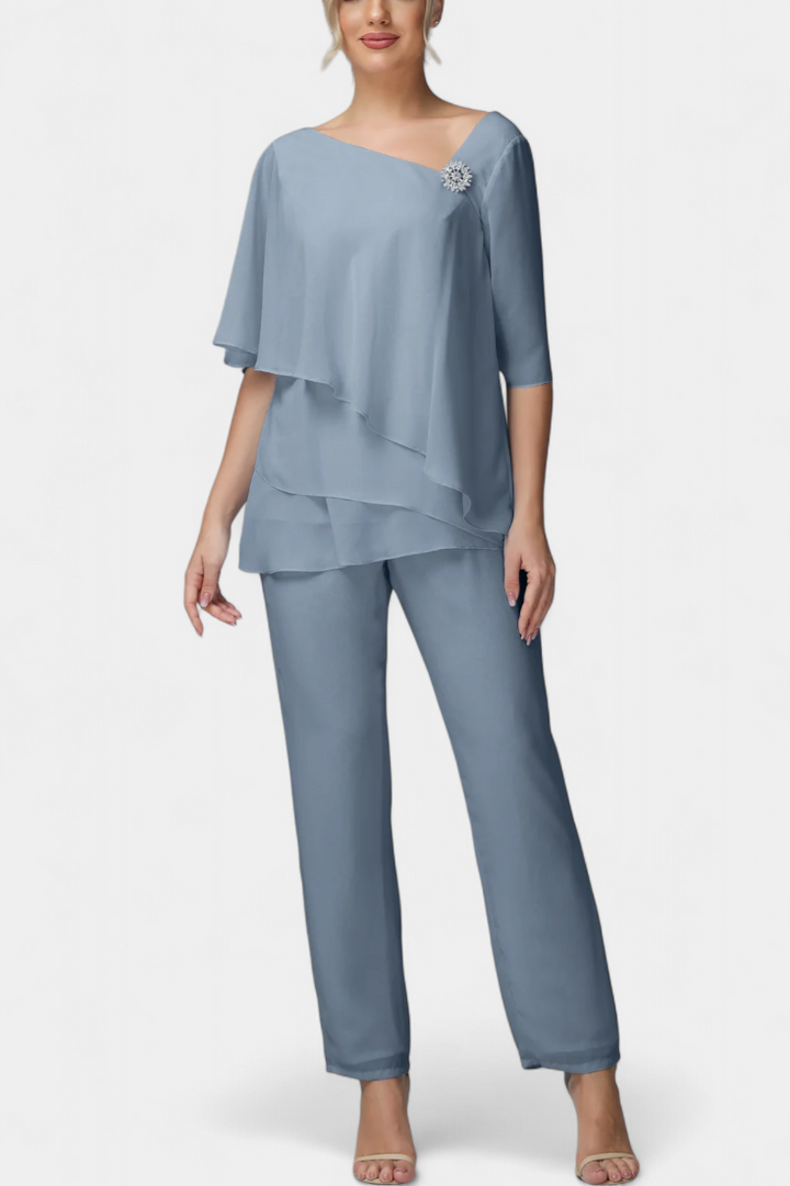 Ensemble deux pièces Dinah avec silhouette féminine sans effort
