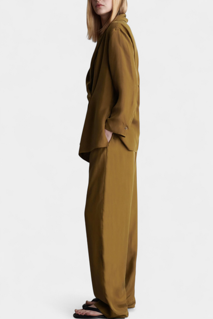 Sue Blazer avec dos et pantalon avec cordons de serrage