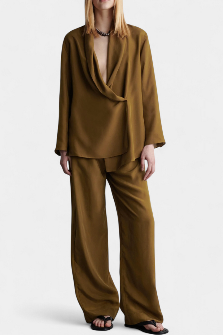 Sue Blazer avec dos et pantalon avec cordons de serrage